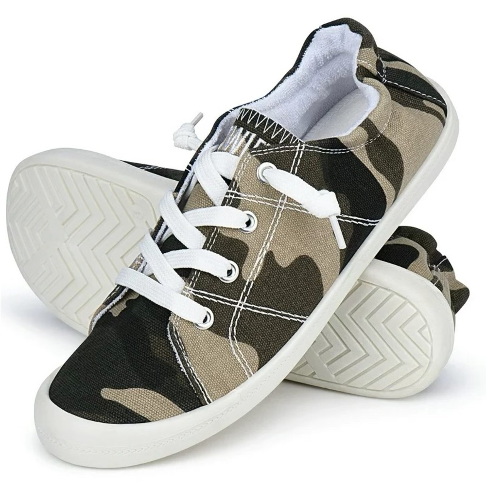 NEW! WOMENS- Sowift Camo shoes